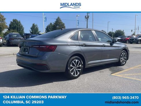 Used 2024 Volkswagen Jetta S FWD image 6
