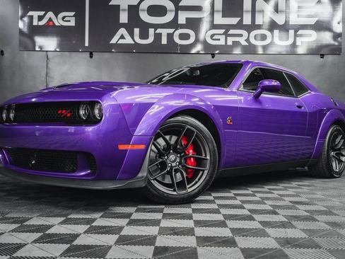 Used 2019 Dodge Challenger R/T Scat Pack RWD image 2