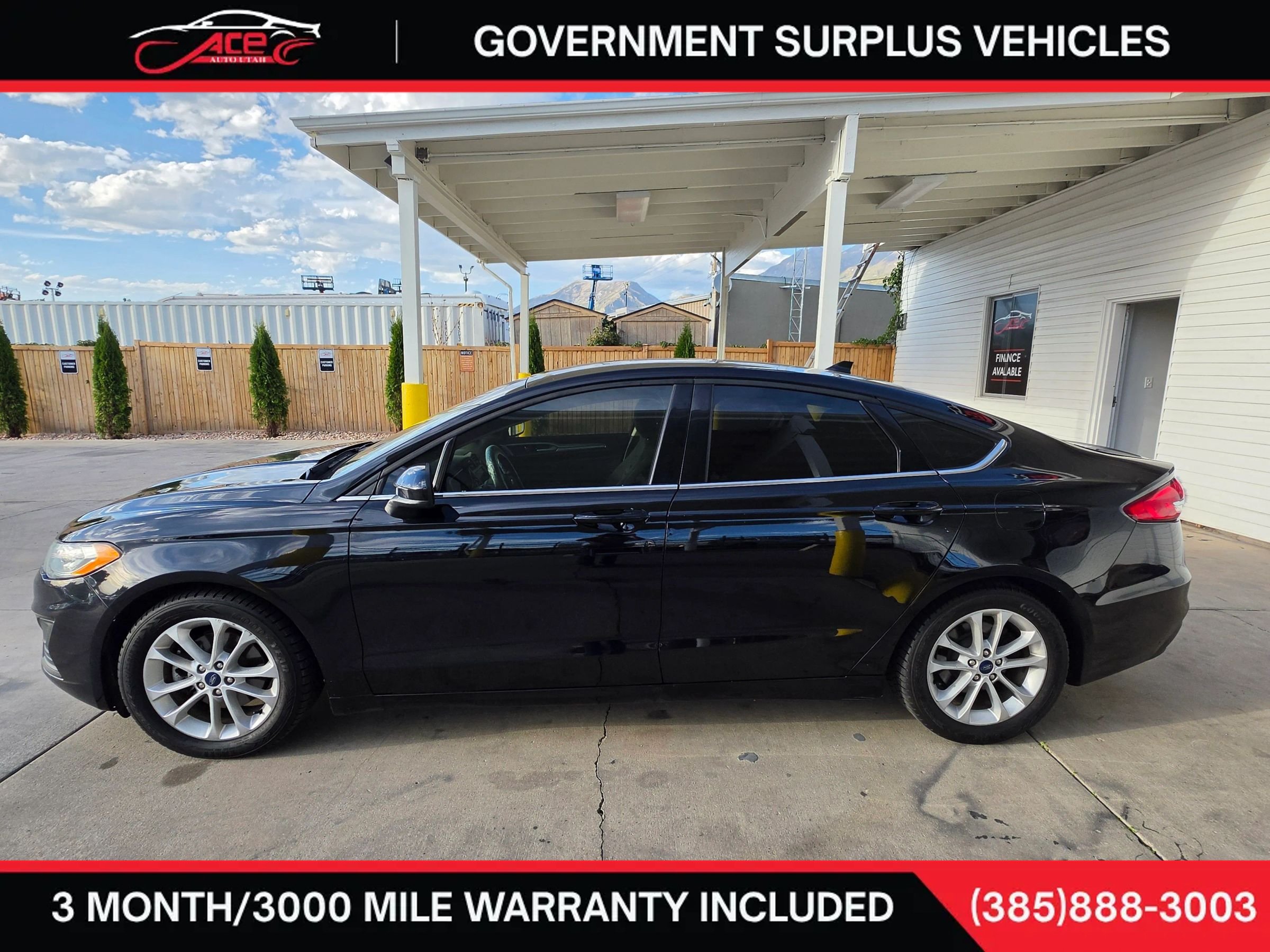 Used 2019 Ford Fusion SE FWD image 4