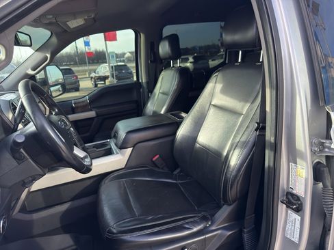 Used 2017 Ford F350 Lariat w/ Chrome Package image 10