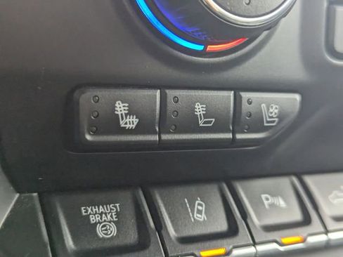 Used 2020 Chevrolet Silverado 2500 High Country w/ Z71 Off-Road Package image 23