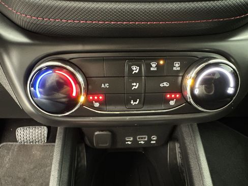 Certified 2023 Chevrolet TrailBlazer RS FWD image 18