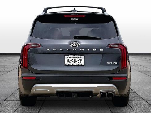 Used 2020 Kia Telluride EX w/ Towing Package FWD image 4