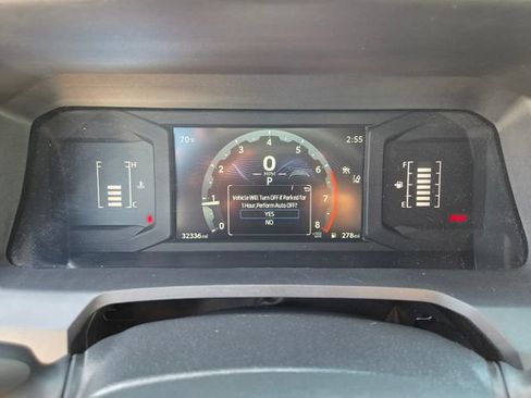 Used 2025 Toyota Tacoma SR5 AWD/4WD image 38