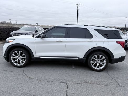 Used 2021 Ford Explorer Platinum w/ Equipment Group 601A image 4