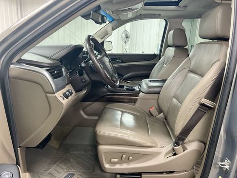 Used 2017 Chevrolet Tahoe LT w/ LT Signature Package AWD/4WD image 21