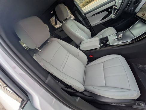 New 2026 Land Rover Range Rover Evoque S image 30