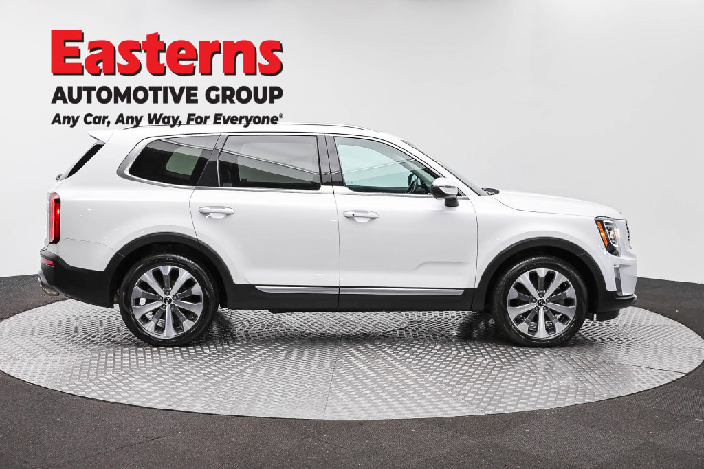 Used 2020 Kia Telluride S w/ S 8 Passenger Seating Package AWD/4WD image 5