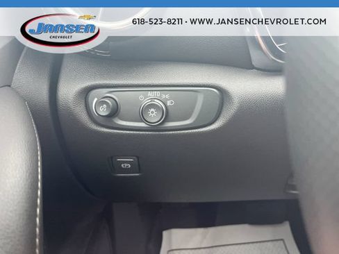 Used 2024 Chevrolet Blazer LT w/ Convenience Package FWD image 17