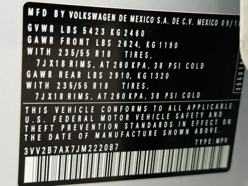 Used 2018 Volkswagen Tiguan SEL image 30