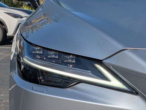 Certified 2025 Lexus RX 350 FWD w/ Convenience Package image 10