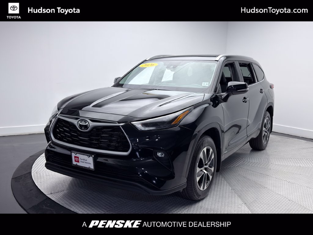 Certified 2026 Toyota Highlander XLE AWD/4WD image 1