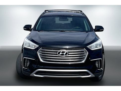 Used 2017 Hyundai Santa Fe SE w/ SE Premium Package 02 AWD/4WD image 2