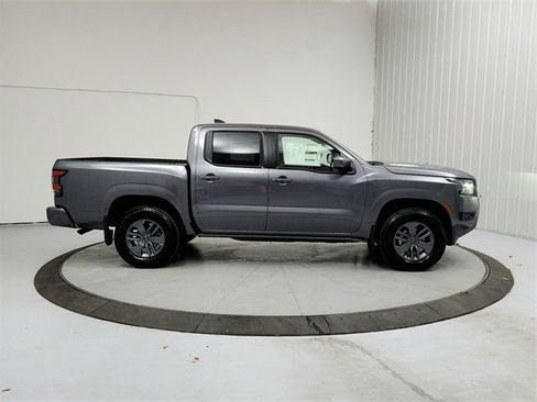 New 2026 Nissan Frontier SV w/ SV Convenience Package image 8