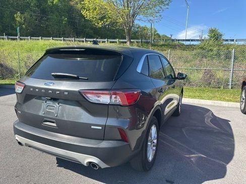Used 2020 Ford Escape SE FWD image 28
