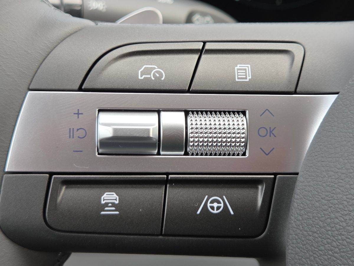 New 2027 Hyundai Kona Limited AWD/4WD image 35