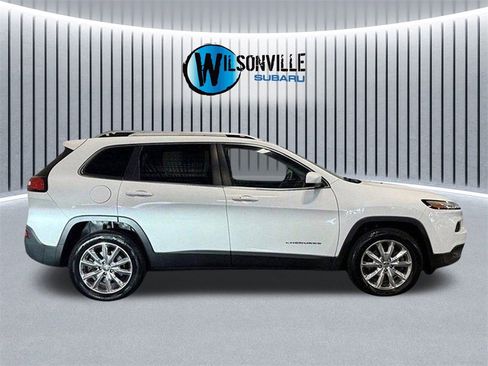 Used 2015 Jeep Cherokee Limited image 15