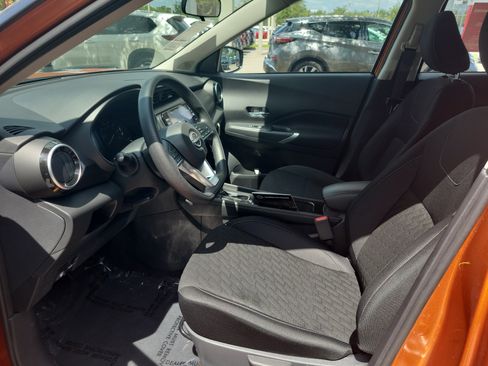 Certified 2024 Nissan Kicks SV FWD image 14