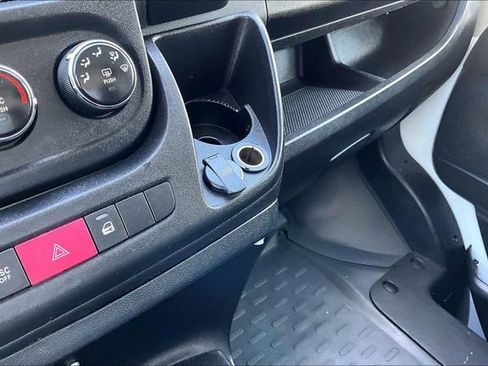 Used 2018 RAM ProMaster 1500 image 15