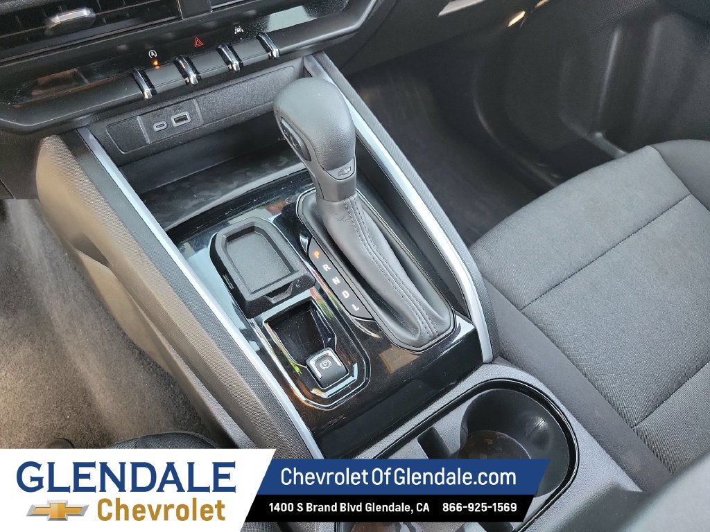 Used 2024 Chevrolet Colorado W/T w/ Technology Package RWD image 18