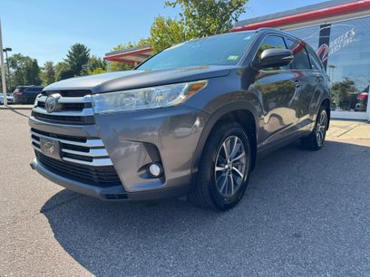 Used 2017 Toyota Highlander XLE