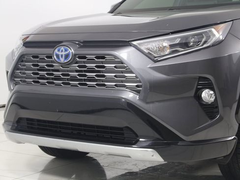 Used 2021 Toyota RAV4 XSE image 50