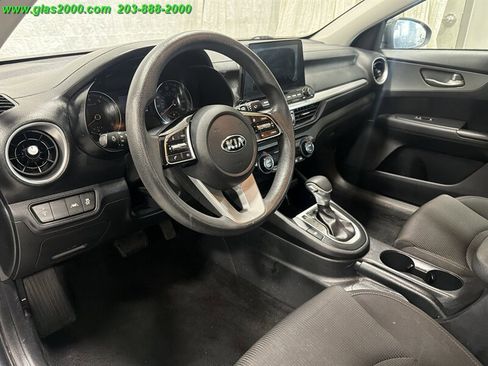 Used 2019 Kia Forte LXS FWD image 3