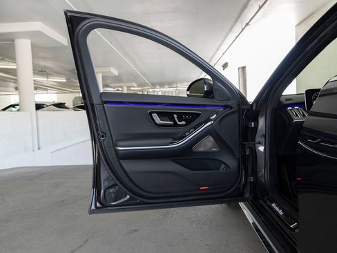 Used 2023 Mercedes-Benz S 500 4MATIC image 12