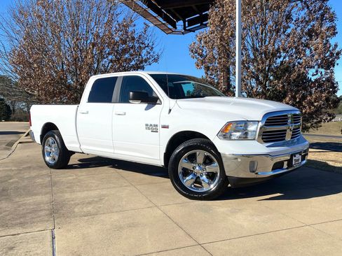 Used 2019 RAM 1500 Big Horn image 1