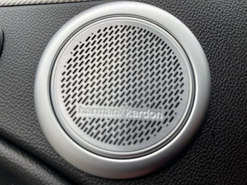 Used 2023 Alfa Romeo Stelvio Veloce image 49