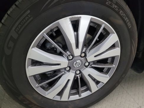Used 2019 Nissan Pathfinder S AWD/4WD image 31