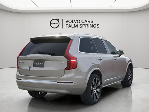 New 2025 Volvo XC90 T8 Plus w/ Protection Package Premier AWD/4WD image 9