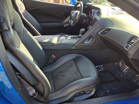 Used 2016 Chevrolet Corvette Z06 w/ 3LZ Preferred Equipment Group image 15