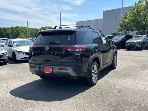 New 2026 Nissan Pathfinder SL AWD/4WD image 4