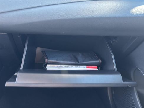 Used 2025 Toyota Corolla LE image 35