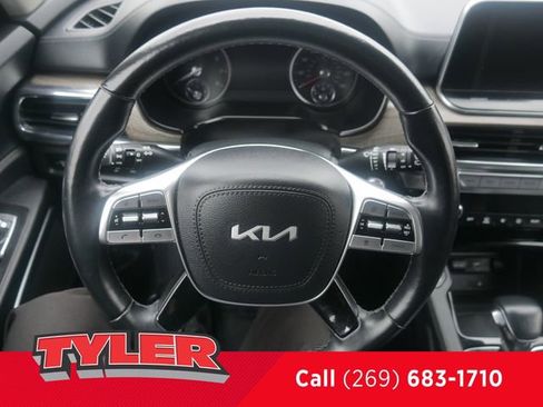Used 2022 Kia Telluride SX w/ Nightfall Edition Package image 30