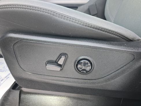 Used 2021 RAM 1500 Big Horn image 14