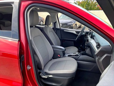 Used 2022 Ford Escape SE FWD image 10