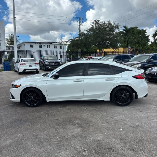 Used 2024 Honda Civic Sport image 1