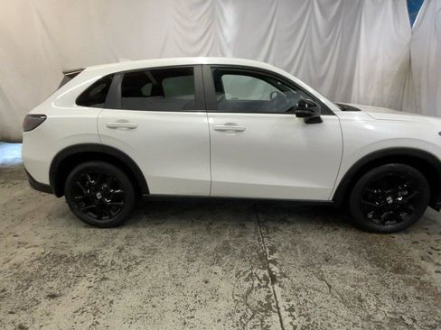 Certified 2024 Honda HR-V Sport image 6
