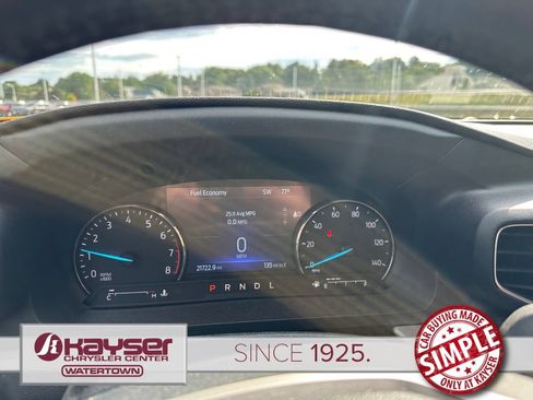 Used 2023 Ford Explorer XLT w/ Equipment Group 202A AWD/4WD image 9