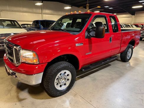 Used 2005 Ford F250 XLT AWD/4WD image 6