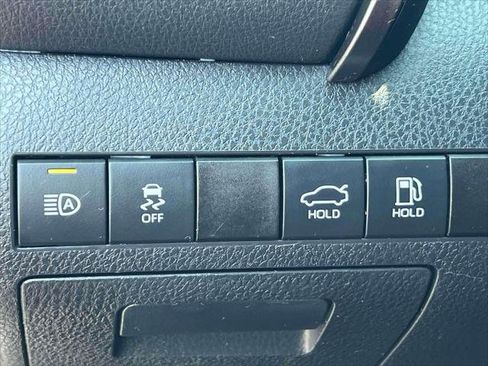 Certified 2021 Toyota Camry XSE image 19