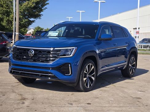 New 2026 Volkswagen Atlas Cross Sport SEL Premium R-Line image 2