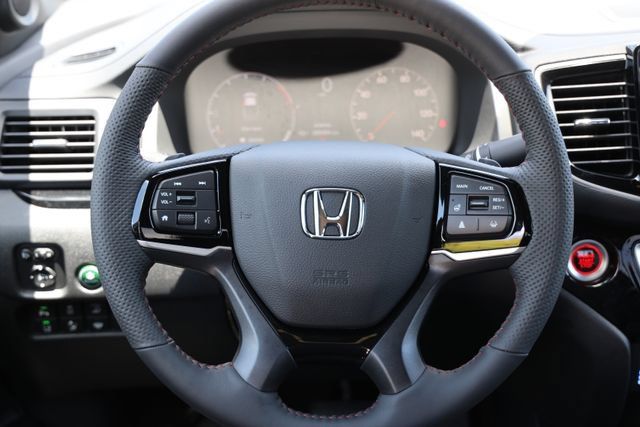 New 2026 Honda Ridgeline Black Edition image 29