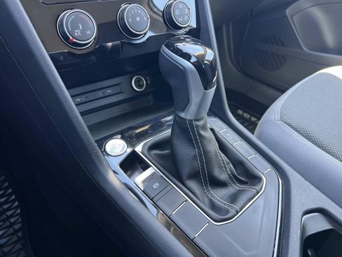 Certified 2024 Volkswagen Taos S FWD image 16