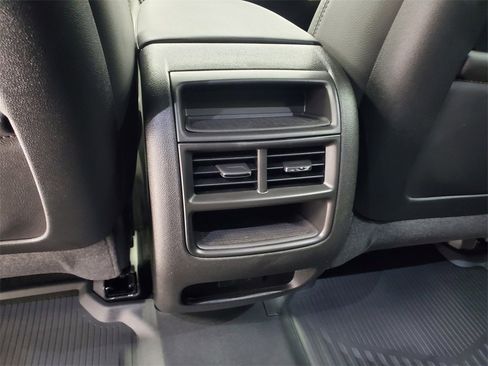 New 2026 Cadillac XT5 Luxury w/ LPO, Floor Liner Package image 28