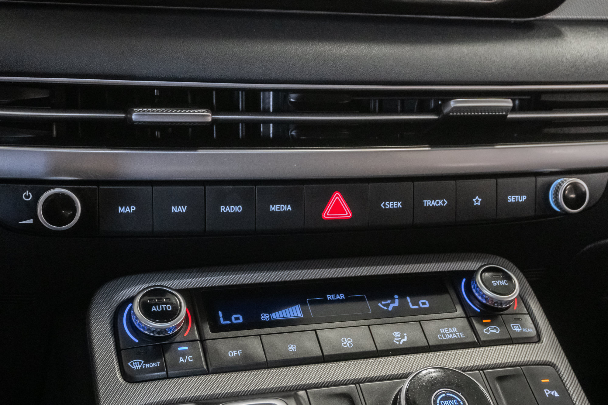 Used 2025 Hyundai Palisade SEL FWD image 19
