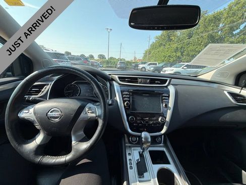 Used 2018 Nissan Murano SL w/ Midnight Edition Package AWD/4WD image 11