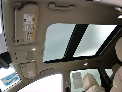 Used 2024 Nissan Murano SL image 18